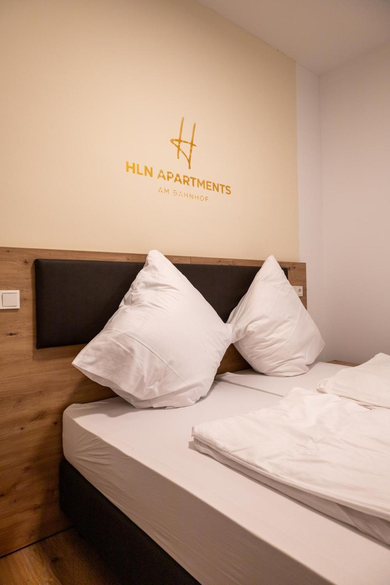 Hln Apartments Am Bahnhof Saarbrucken Bagian luar foto