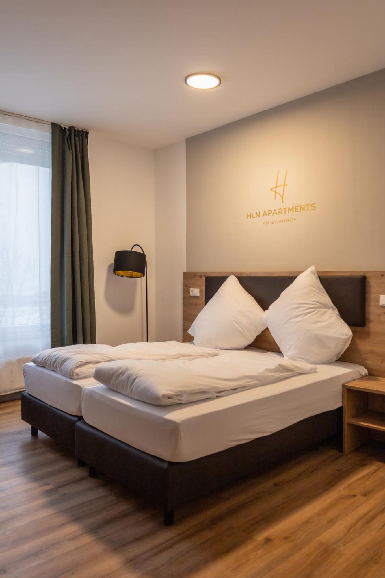 Hln Apartments Am Bahnhof Saarbrucken Bagian luar foto